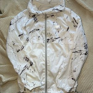 New Balance Reflective Windbreaker Size S